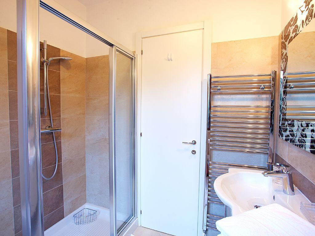Apartment Bella Vista In Mezzegra With Pool Sleeps 6- By Italian Apartments Exterior foto